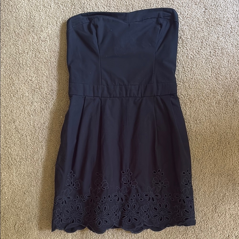 Elegant Black Strapless Dress